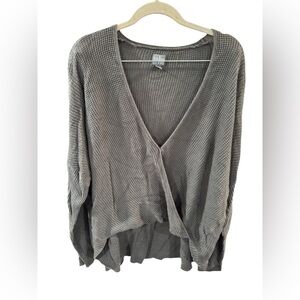 New York & Company V-Neck Gray Sweater
